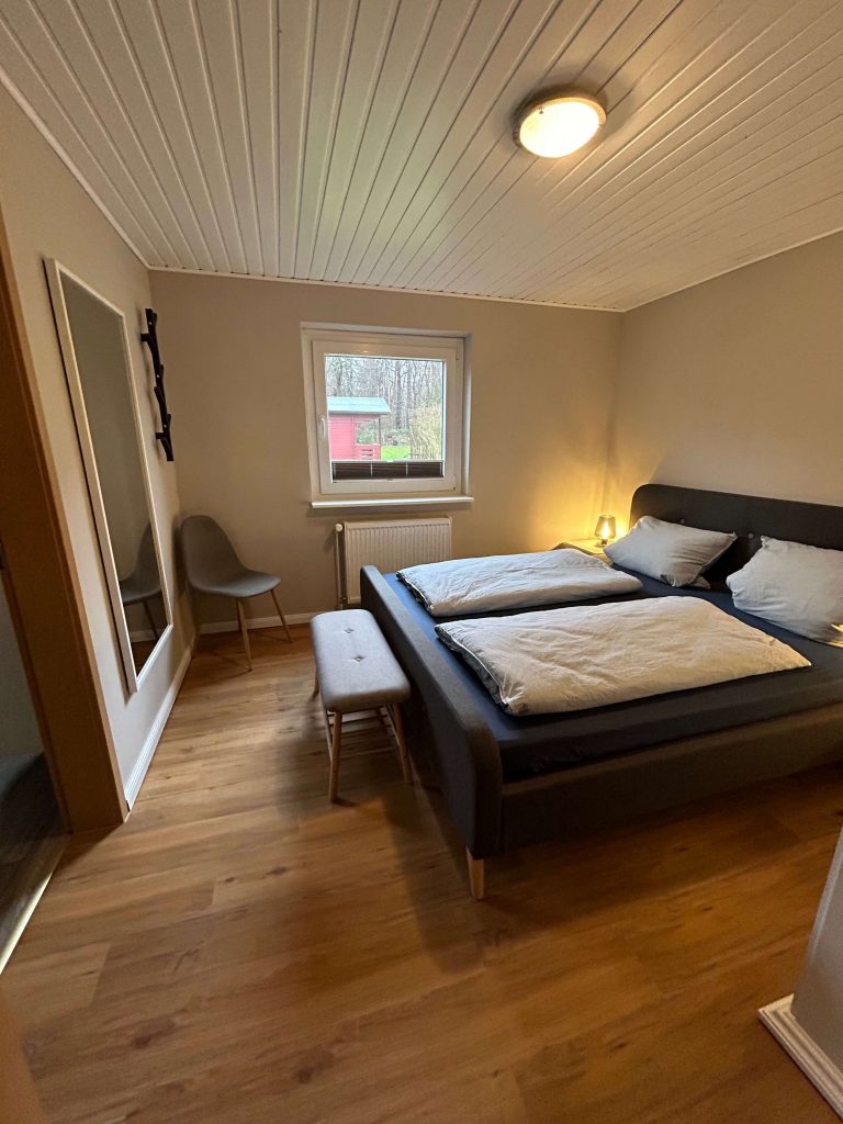 Schlafraum mit 1,80x2,00m Doppelbett